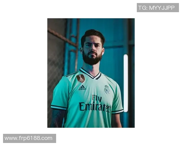 皇家马德里足球明星卡片收藏盒全新发布 激发球迷热情和珍藏欲望 皇家马德里足球明星卡片收藏盒全新发布 激发球迷热情和珍藏欲望